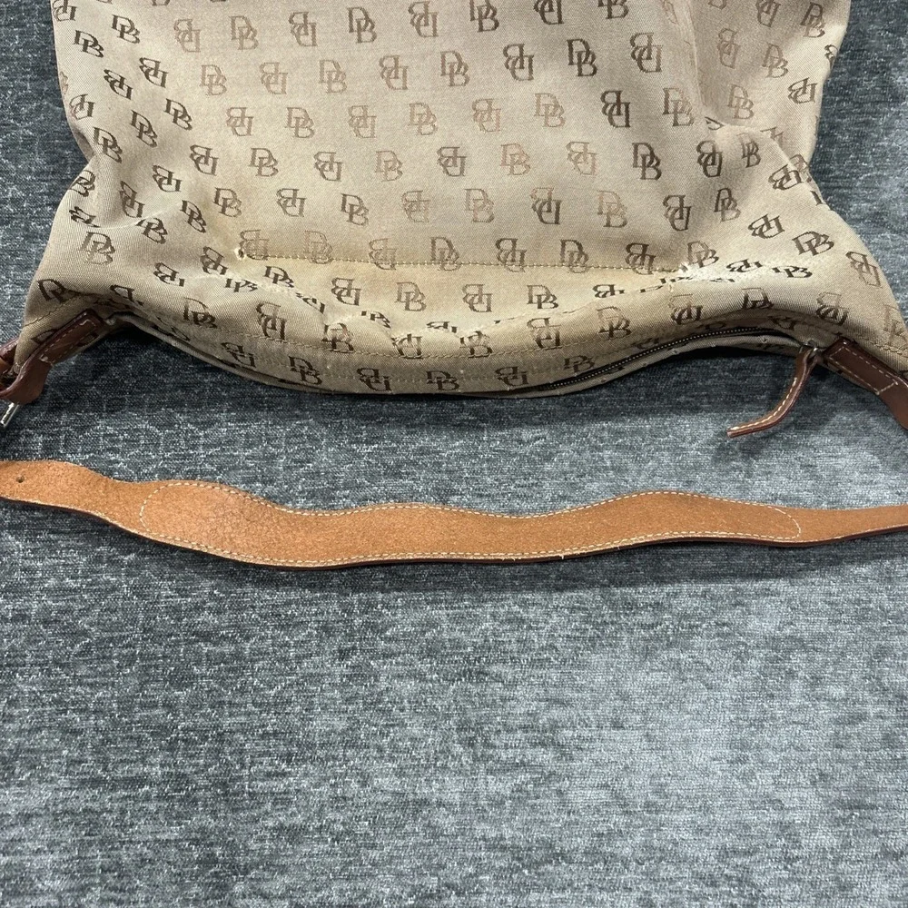 Dooney & Bourke DB Monogram Canvas Hobo Shoulder Bag Brown Leather  Trim‎ Y2K